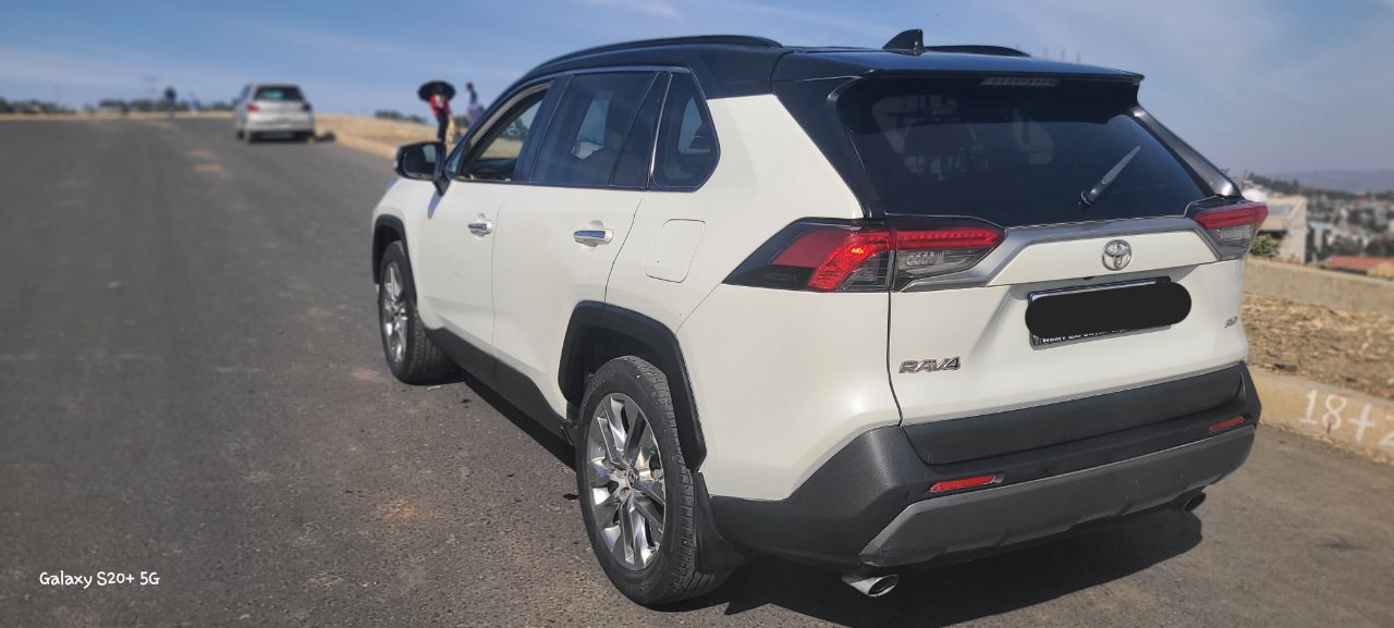 Toyota rav 4 2020 photo 1