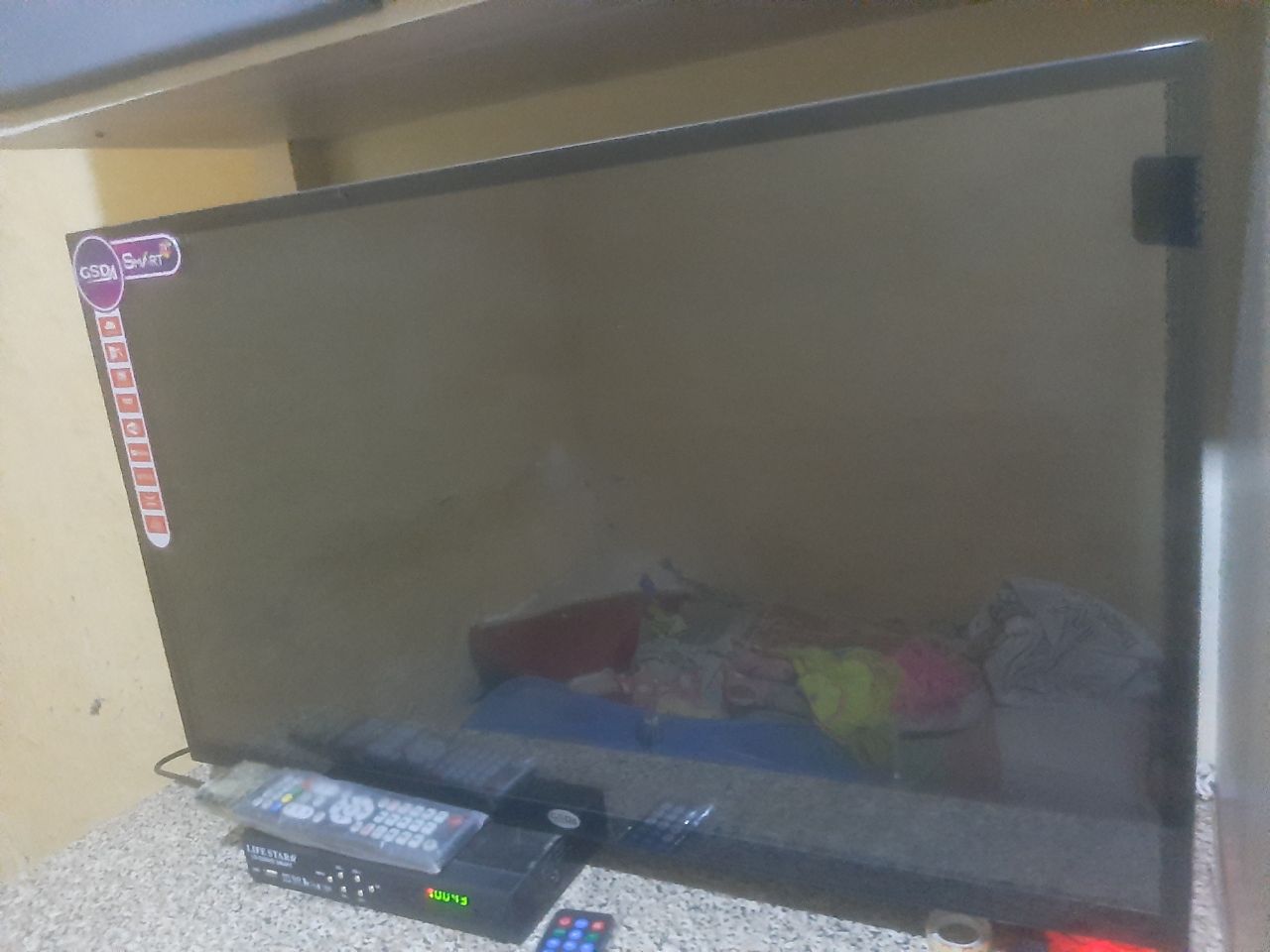 Tv 32 inch smart