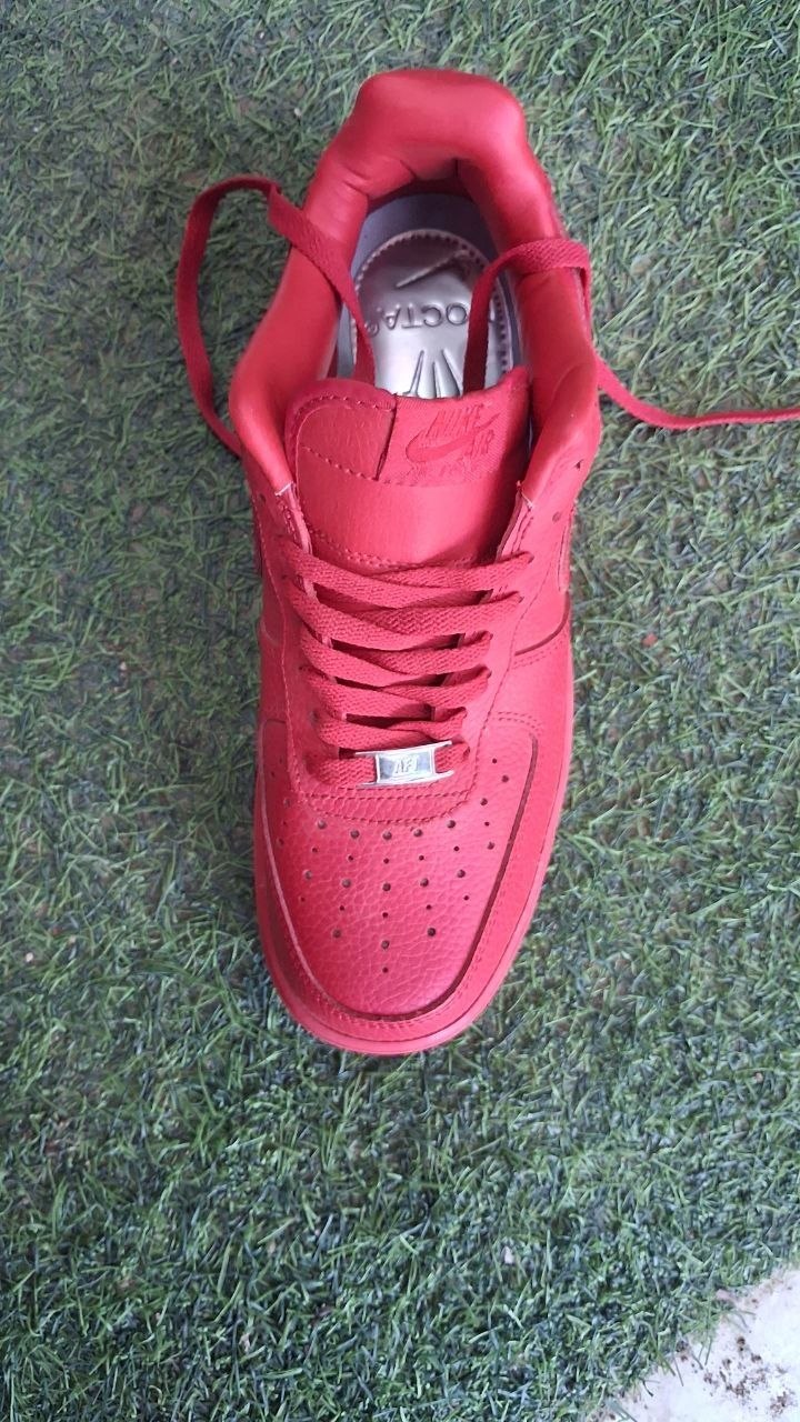 Original Nocta shoe's 
Size :42,43
White &red
Location burrayuu
Phone :0969207722